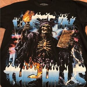 Lost Hills Black Graphic Men’s Shirt